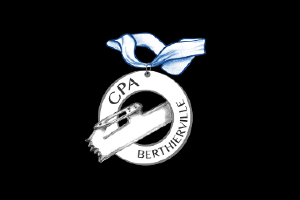 Le logo de l'équipe/club qui est habillé par Création Wissa. Cette équipe offre des vêtements personalisés et indentifié à leur image fabriqué au Québec