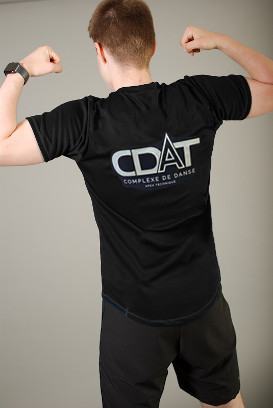 Vêtement Création Wissa fait 100% au Québec : T-shirt homme noir en microfibre - complexe de Danse Apex Technique