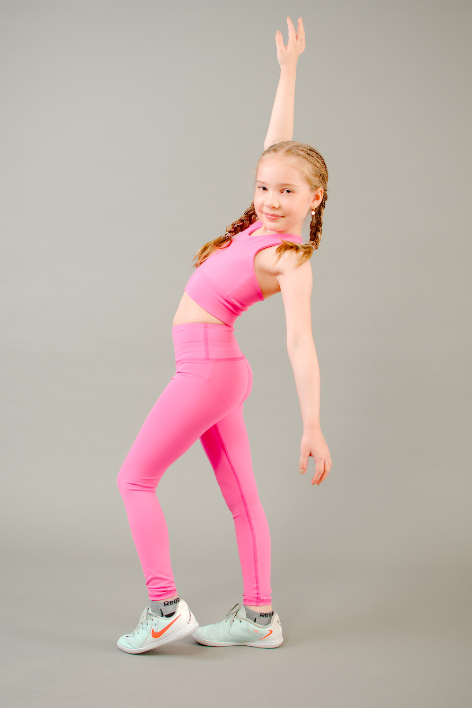  Legging à taille haute classique tant aimé chez Wissa. Fait de BT, ces leggings compressifs et FPS 50 sont un morceau à avoir dans votre garde-robe. Leur couleur voyante est définitivement un morceau à ajouter à votre garde-robe. 