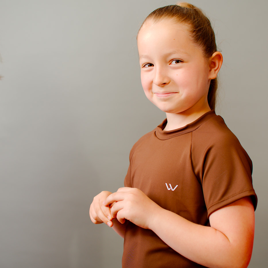 Vêtement Création Wissa fait 100% au Québec : T-shirt brun