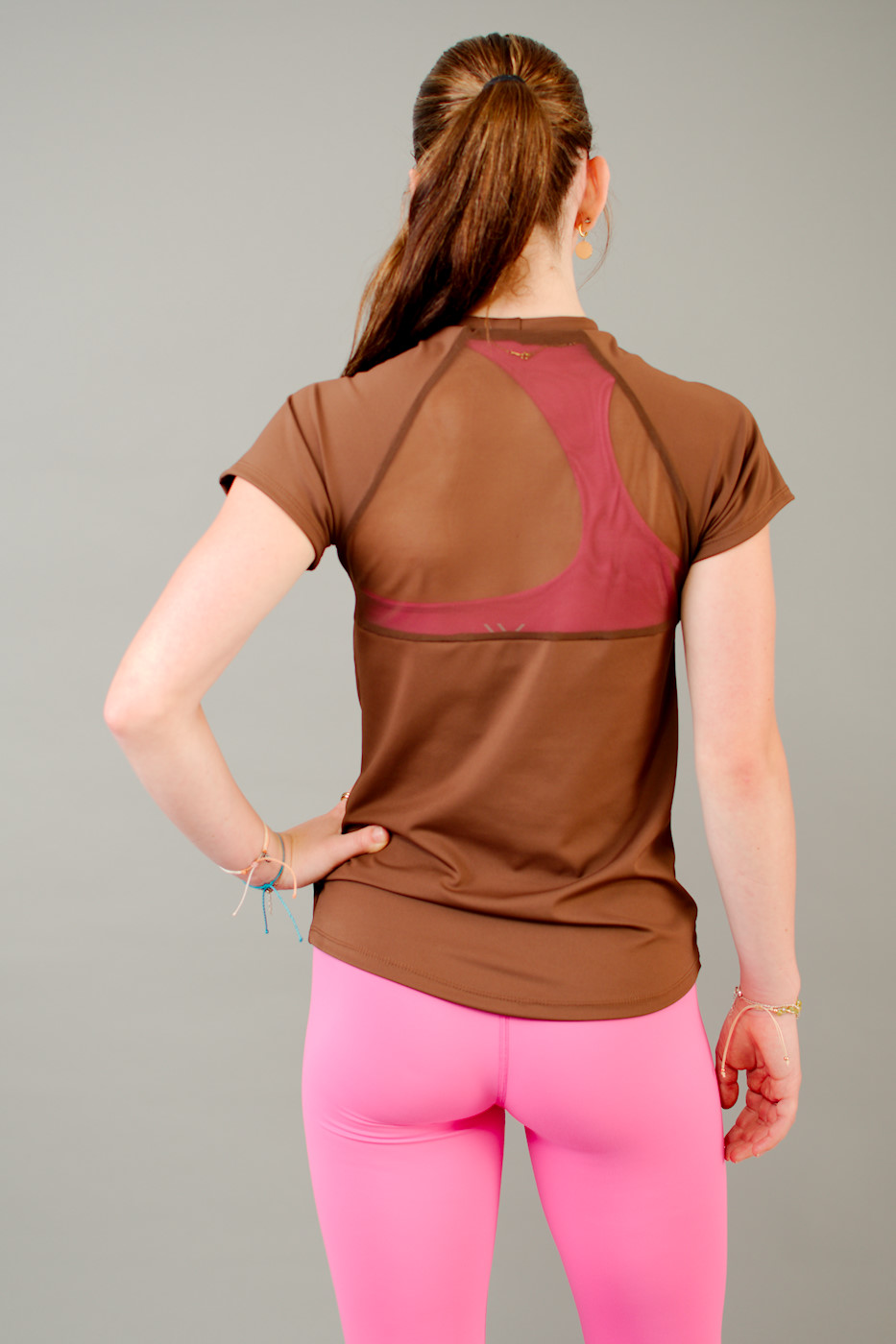 Vêtement Création Wissa fait 100% au Québec : T-shirt brun
