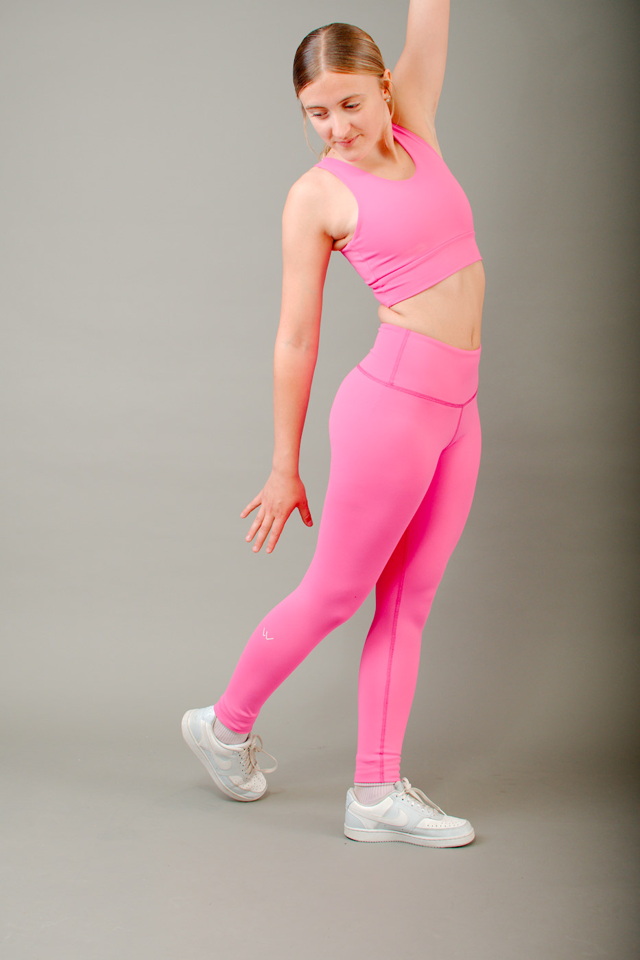 Vêtement Création Wissa fait 100% au Québec : Crop top rose