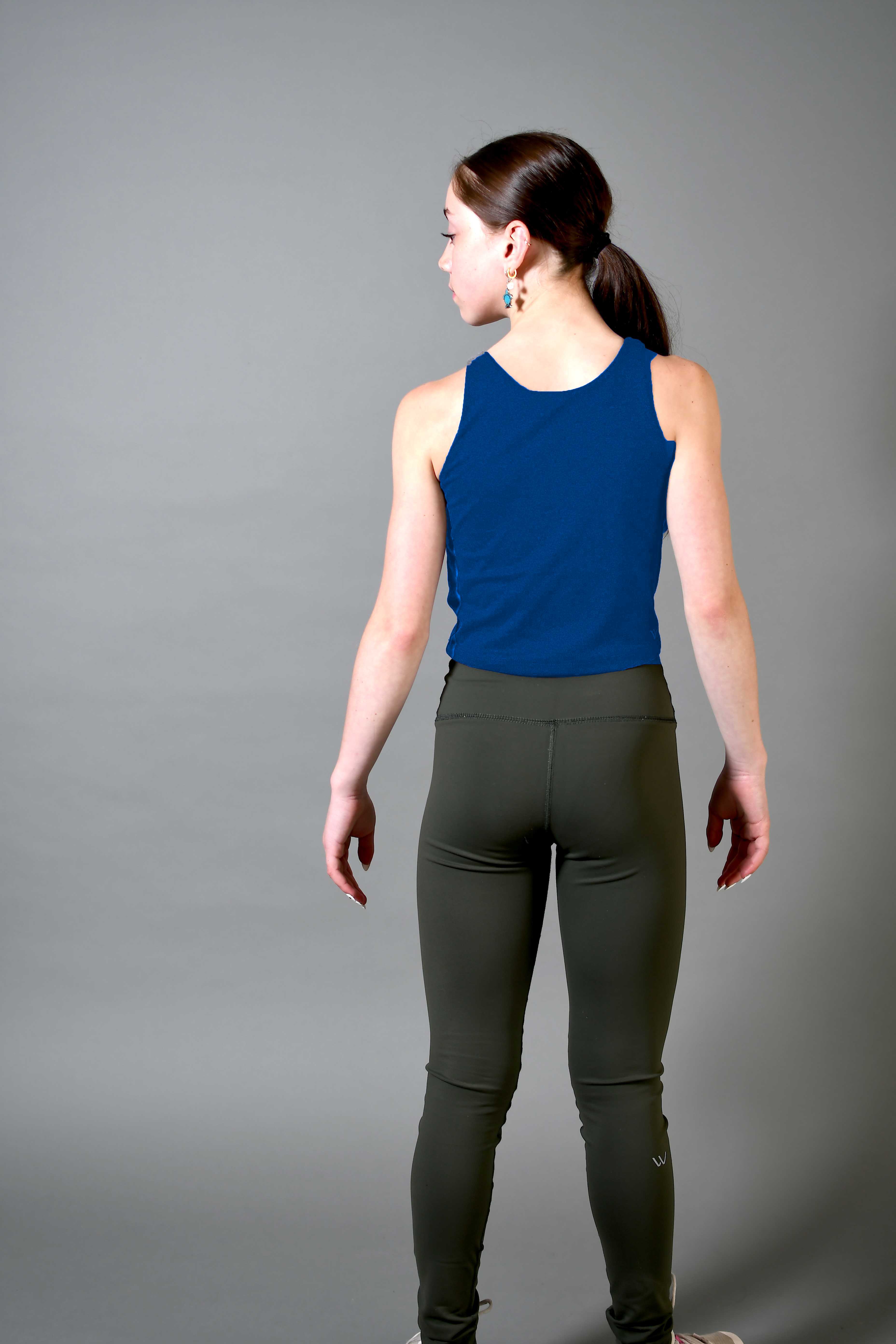 Vêtement Création Wissa fait 100% au Québec : Camisole simple avec top intégré - Bleu marin - Cpa Les Mazurkas