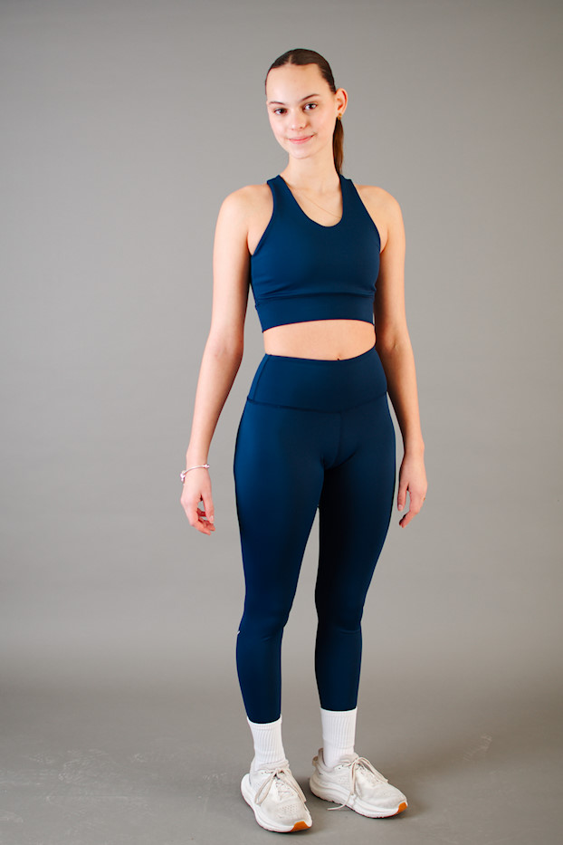 Vêtement Création Wissa fait 100% au Québec : Crop top bleu marin