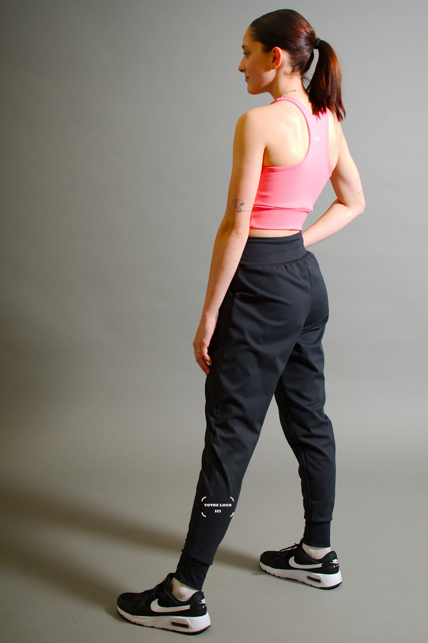Vêtement Création Wissa fait 100% au Québec : Pantalon jogger en Breath Tech - Cpa Les Mazurkas Patinage Excellence